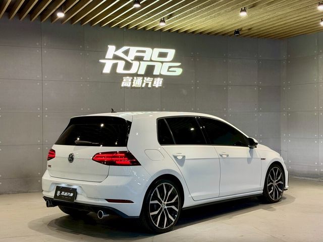 VOLKSWAGEN福斯 GOLF GTI  第2張相片