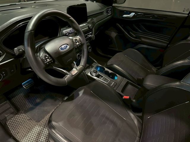 FORD福特 FOCUS ST WAGON  第7張相片