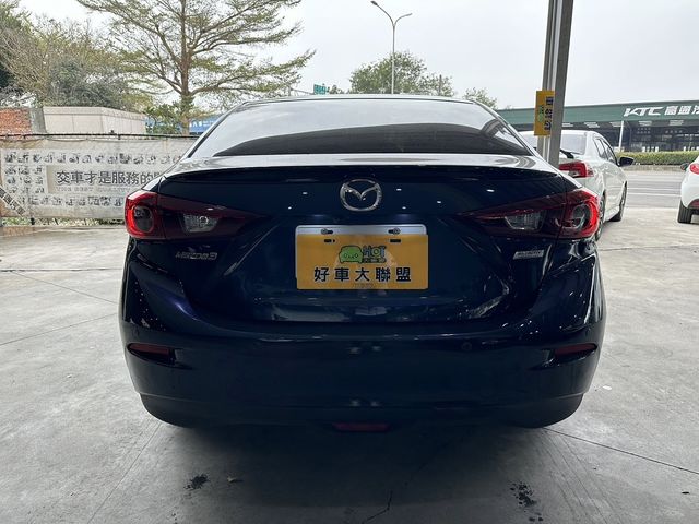 MAZDA馬自達 MAZDA 3  第4張相片