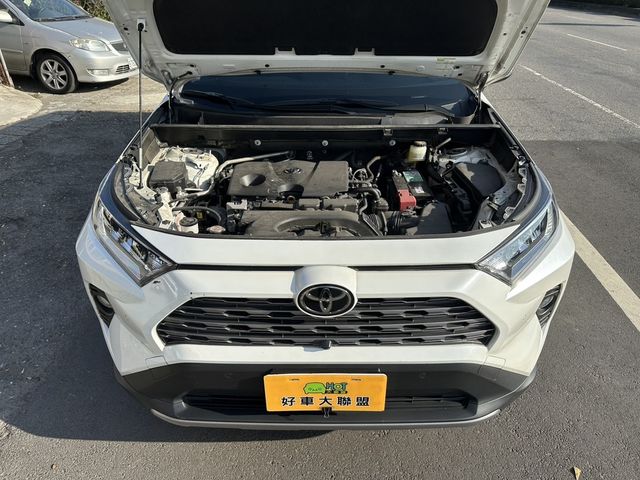 TOYOTA豐田 RAV4  第6張相片