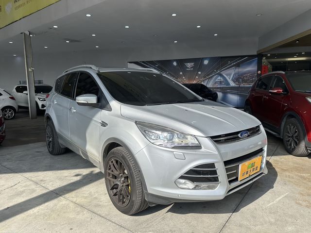 FORD福特 KUGA  第7張相片