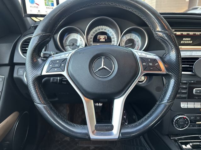 M-BENZ賓士 C250  第8張相片