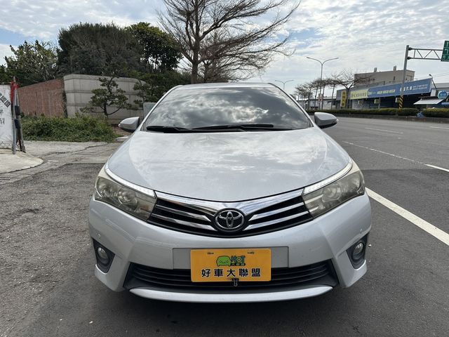 TOYOTA豐田 ALTIS  第3張相片