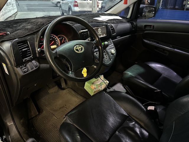 TOYOTA豐田 WISH  第7張相片