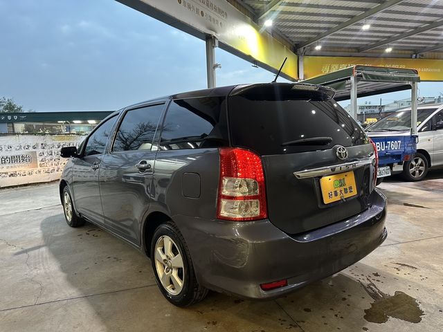 TOYOTA豐田 WISH  第10張相片