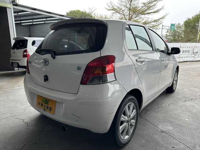 TOYOTA豐田 YARIS  第2張相片
