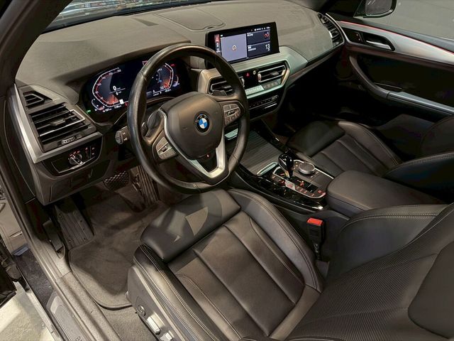 BMW寶馬 X3  第3張相片