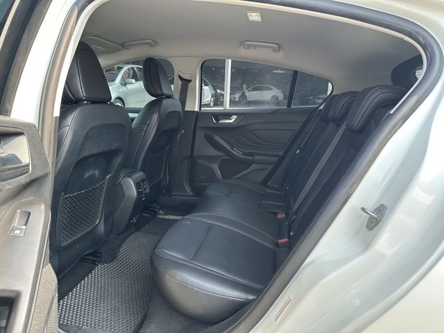 FORD福特 FOCUS  第8張相片