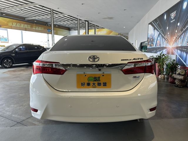 TOYOTA豐田 ALTIS  第4張相片
