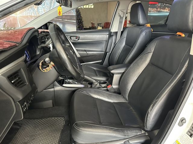 TOYOTA豐田 ALTIS  第9張相片