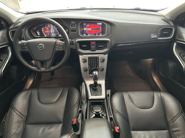 VOLVO富豪 V40 CROSS COUNTRY  第5張相片