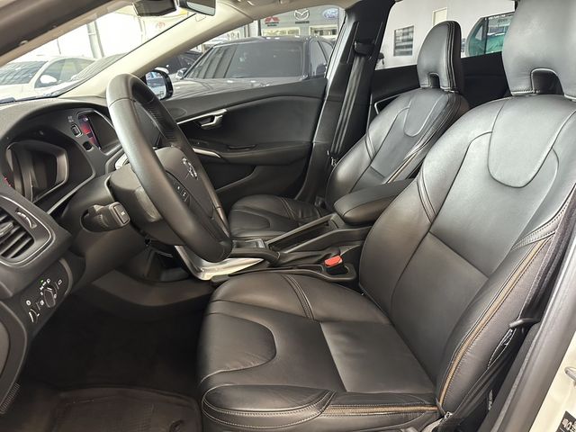 VOLVO富豪 V40 CROSS COUNTRY  第9張相片