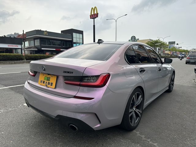 BMW寶馬 330I  第2張相片