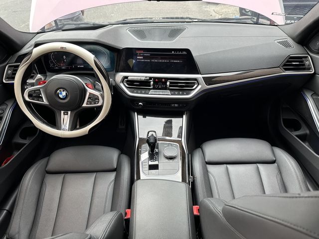 BMW寶馬 330I  第5張相片