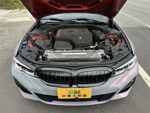 BMW寶馬 330I  第6張相片