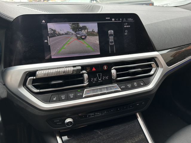 BMW寶馬 330I  第10張相片