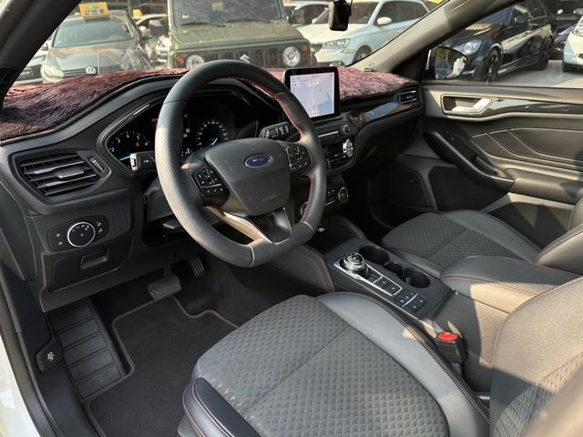 FORD福特 FOCUS ST  第8張相片