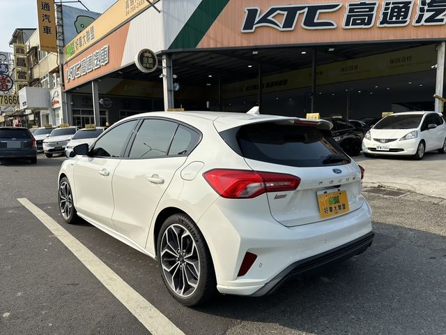 FORD福特 FOCUS ST  第11張相片