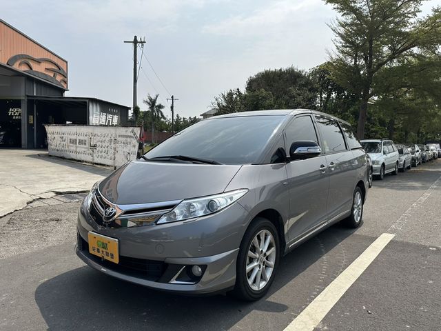 TOYOTA豐田 PREVIA  第1張相片