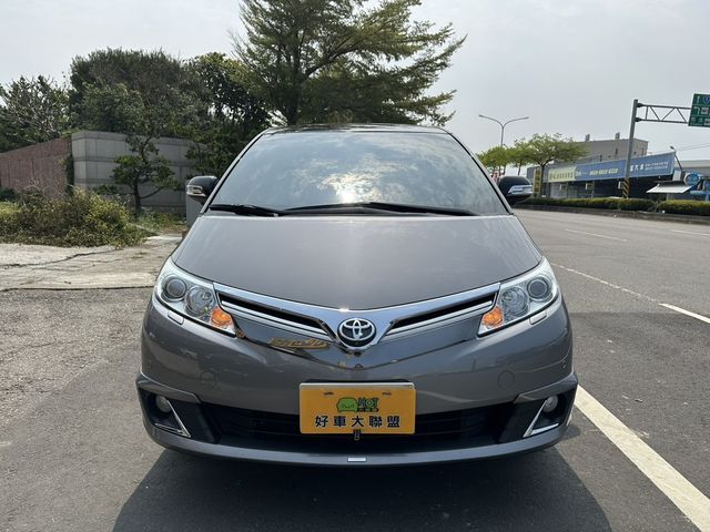 TOYOTA豐田 PREVIA  第3張相片