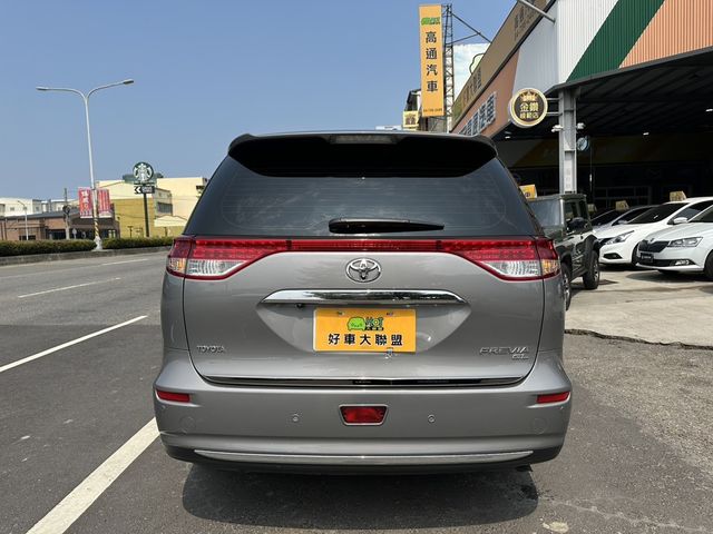 TOYOTA豐田 PREVIA  第4張相片