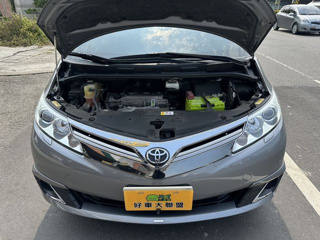 TOYOTA豐田 PREVIA  第6張相片