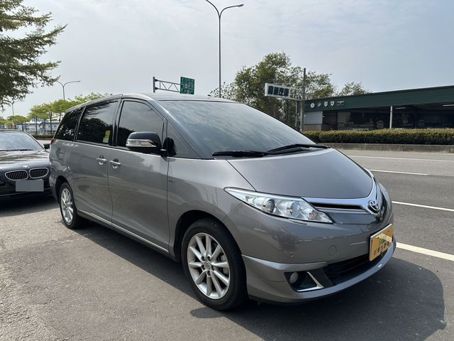 TOYOTA豐田 PREVIA  第7張相片