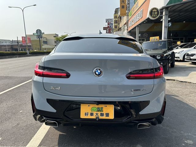 BMW寶馬 X4 XDRIVE30I  第4張相片