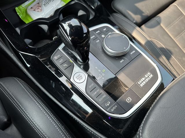 BMW寶馬 X4 XDRIVE30I  第9張相片