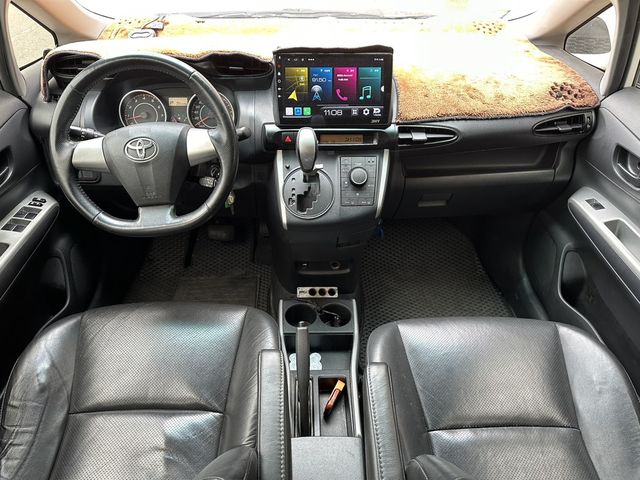 TOYOTA豐田 WISH  第5張相片