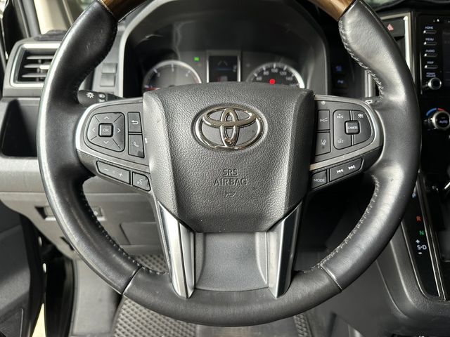 TOYOTA豐田 GRANVIA  第7張相片