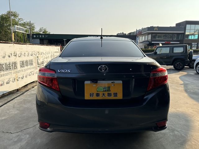 TOYOTA豐田 WISH  第4張相片