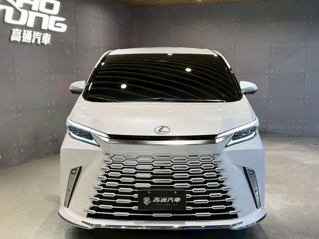 LEXUS凌志 LM500H  第3張相片