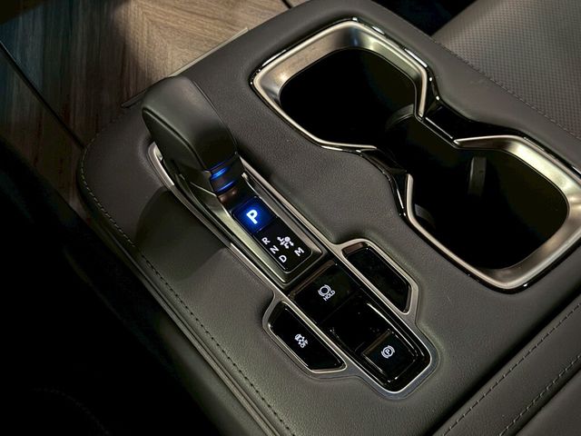 LEXUS凌志 LM500H  第11張相片