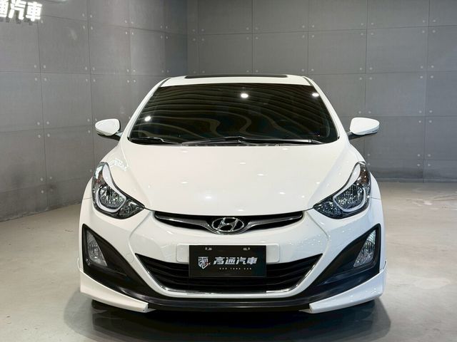 HYUNDAI現代 ELANTRA  第3張相片