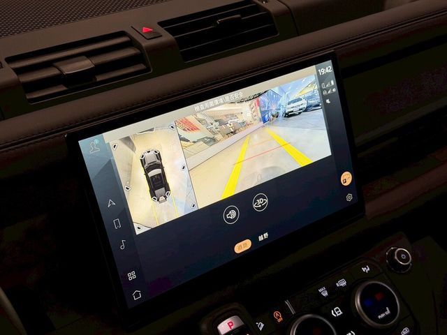 LAND ROVER路華 DEFENDER  第11張相片