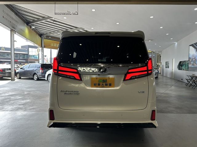 TOYOTA豐田 ALPHARD  第4張相片