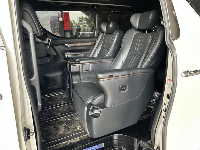 TOYOTA豐田 ALPHARD  第11張相片