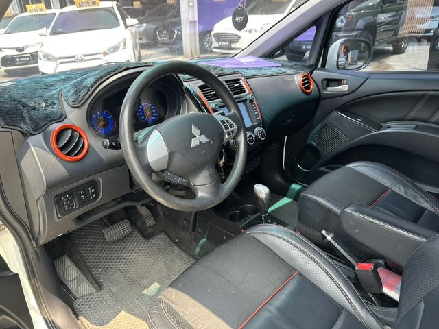 MITSUBISHI三菱 COLT PLUS  第6張相片