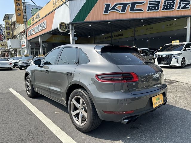 PORSCHE保時捷 MACAN  第11張相片