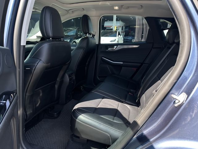 FORD福特 KUGA  第14張相片