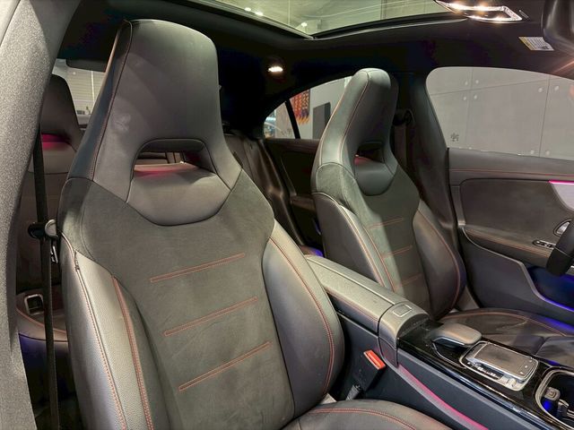 M-BENZ賓士 CLA250  第10張相片