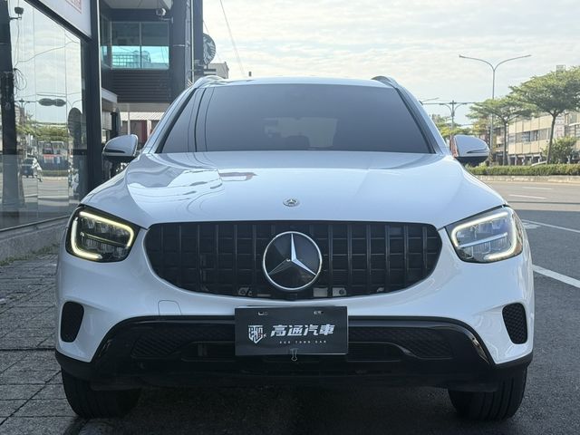M-BENZ賓士 GLC300  第3張相片