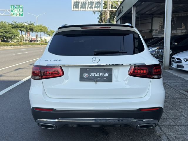 M-BENZ賓士 GLC300  第4張相片
