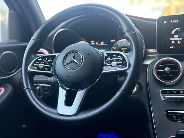 M-BENZ賓士 GLC300  第5張相片