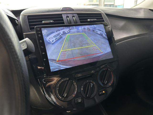 NISSAN日產 TIIDA  第5張相片