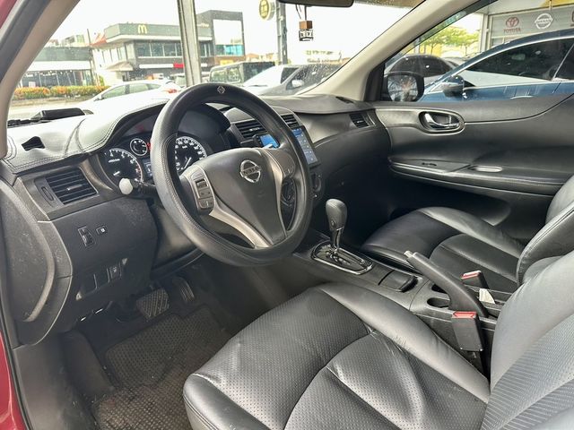 NISSAN日產 TIIDA  第6張相片