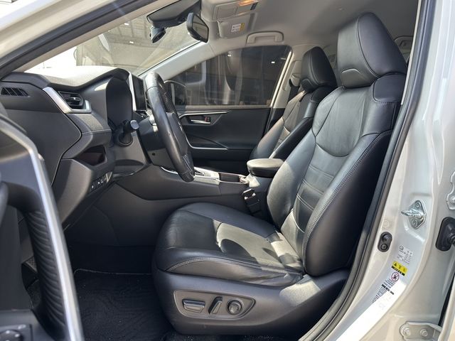 TOYOTA豐田 RAV4  第8張相片