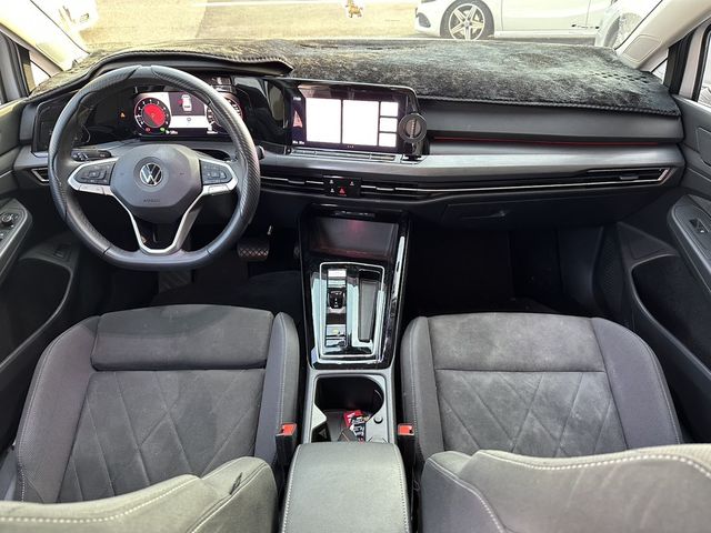 VOLKSWAGEN福斯 GOLF VARIANT  第3張相片