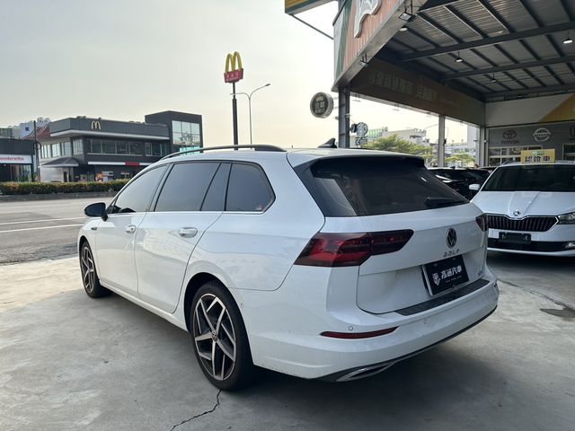 VOLKSWAGEN福斯 GOLF VARIANT  第12張相片